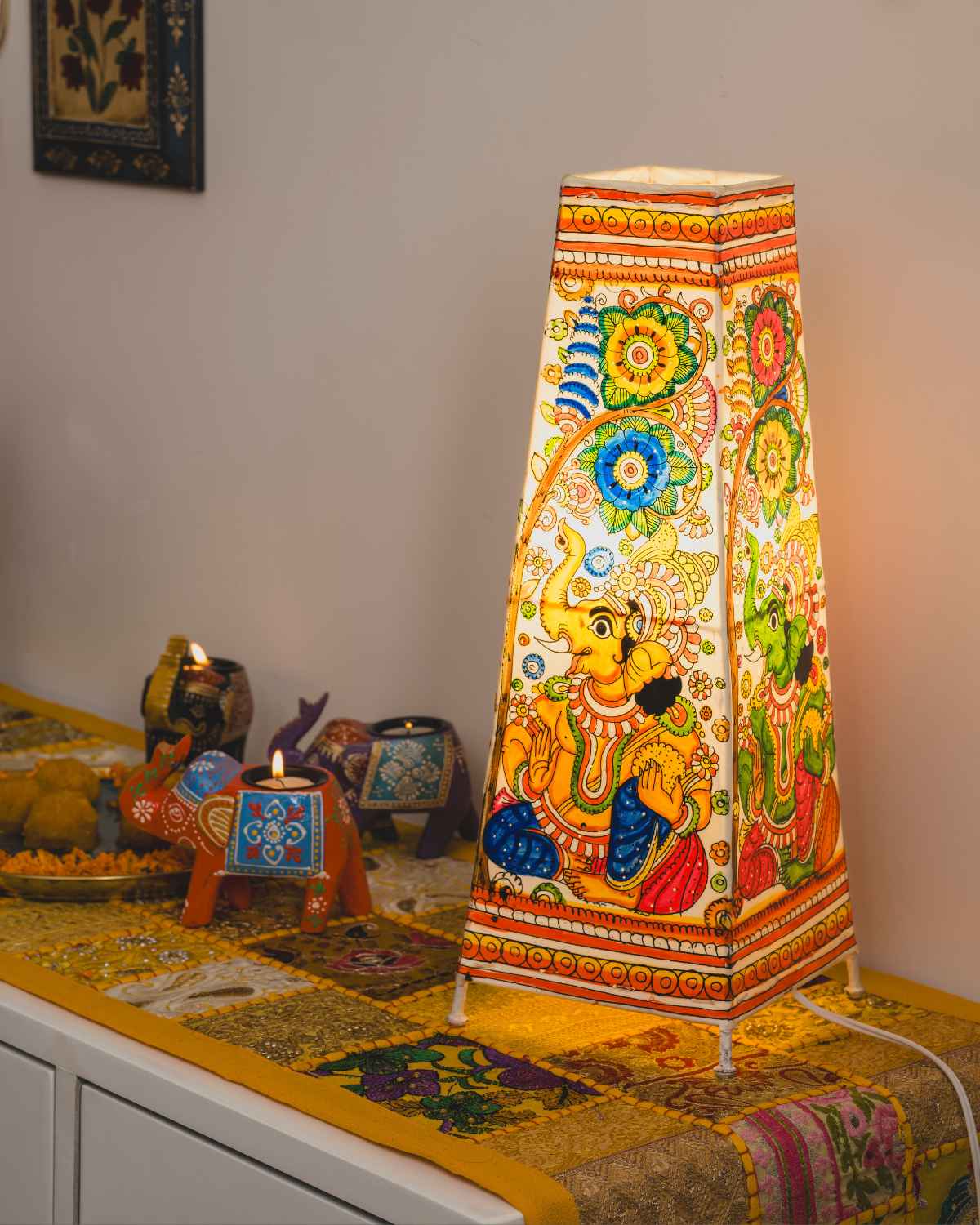 Atrangi Tholu Bommalata