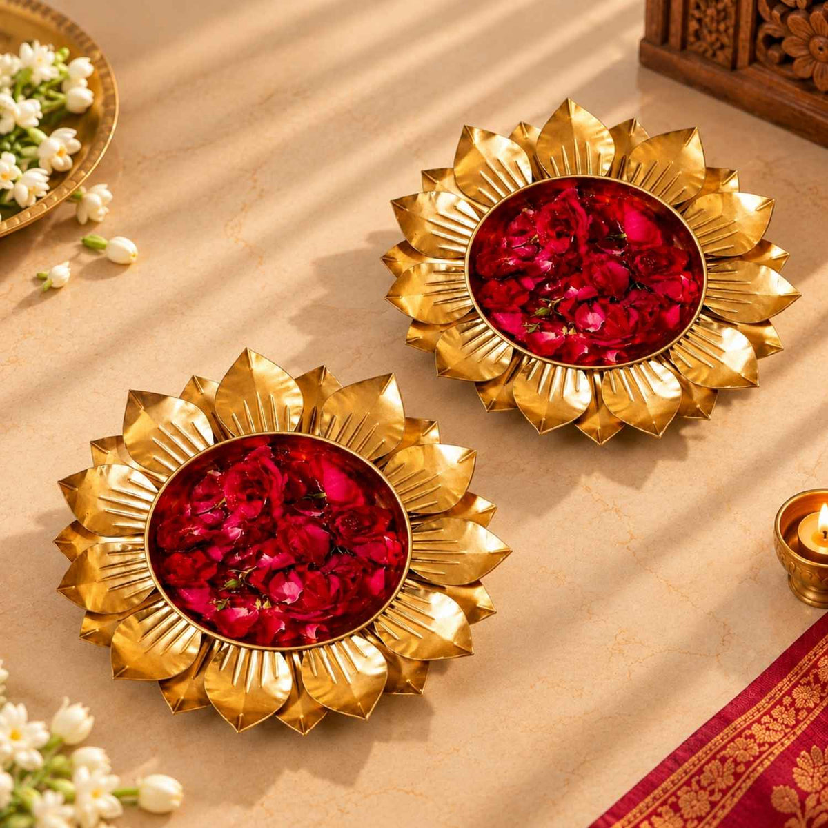 Lotus Petal Urli (Set Of 2)
