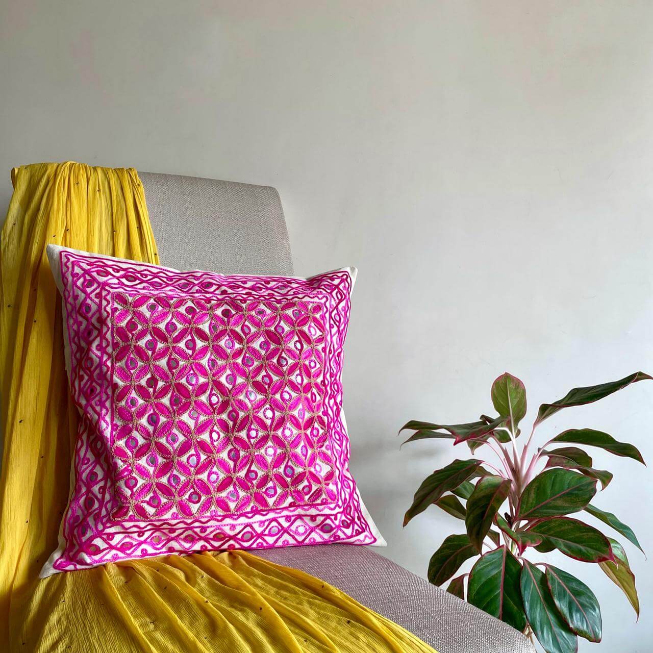 Shades Of Pink Aari Embroidery Cushion Cover (Set of 2)