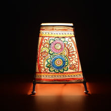 Load image into Gallery viewer, Floret Leather Lamp
