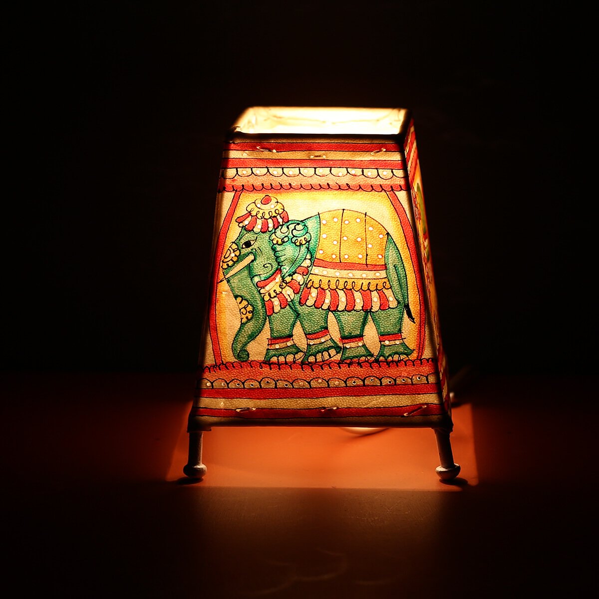 Maharaja Leather Lamp